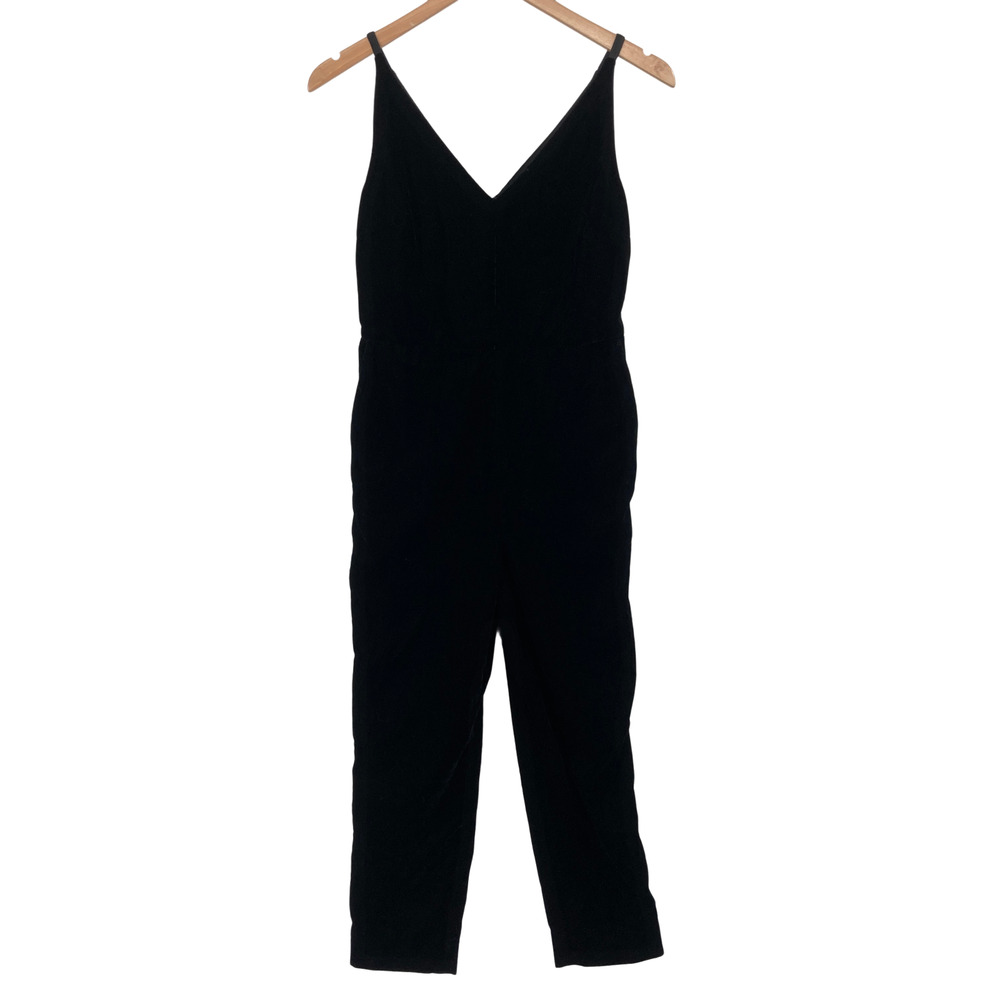 Banana Republic Black Velvet V-Neck Jumpsuit Petite Size 0 Womens with Pockets